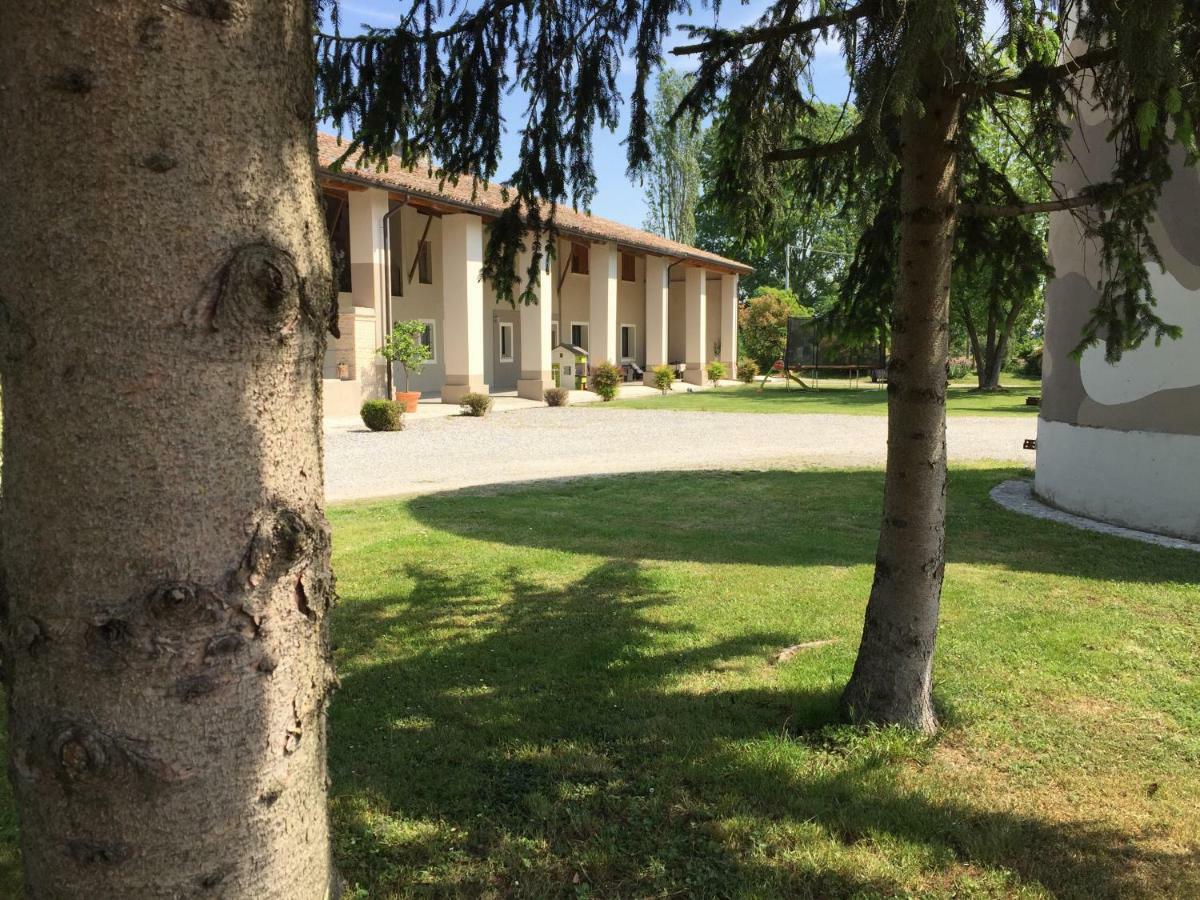 B&B Cascina Sagrestia Asola Bagian luar foto